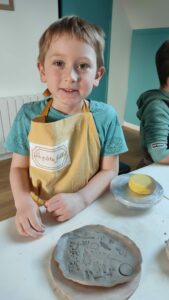 atelier modelage enfants