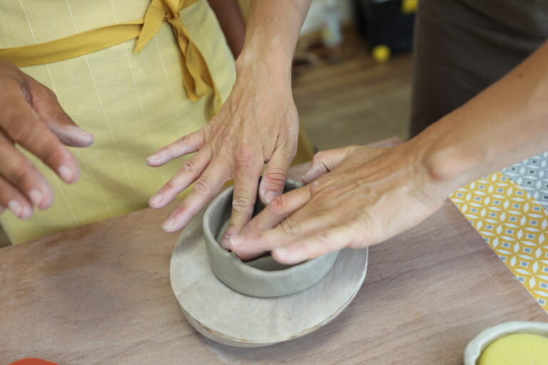 Atelier poterie et yoga à Barneville Carteret dans la Manche