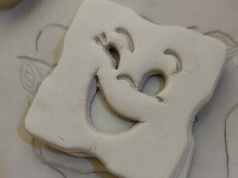 Atelier poterie duo adulte & enfant dans le Cotentin, vacances Normandie
